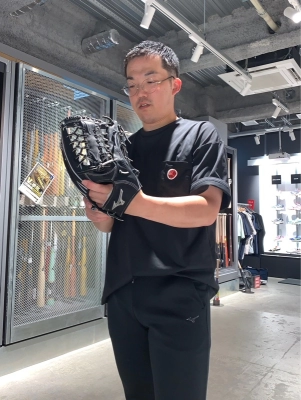 ミズノプロ　硬式投手用グラブ　神宮外苑限定　伊藤智仁モデル ミズノショップ神宮外苑｜直営店ページ｜ミズノ公式オンライン