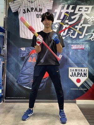 T-岡田　実使用 85cm 880g ミズノプロフェッショナル T-岡田型/84cmのみ】MIZUNO（ミズノ）限定 硬式用木製バット