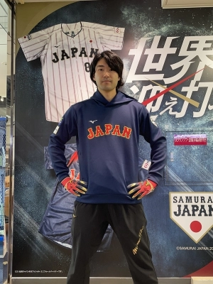 侍ジャパン オーセンティック ストレッチスウェットフディー Mサイズ