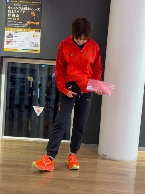 ミズノ直営限定】広島東洋カープ 菊池涼介選手 シルエットポーチ